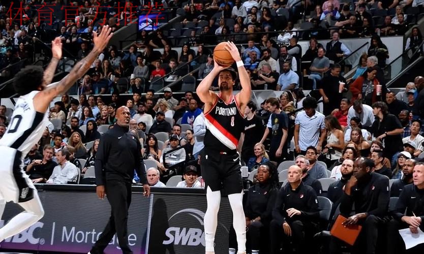 杨瀚森缺阵，阿夫迪亚砍下33+11+8 霍乐迪准三双 开拓者惜败热火